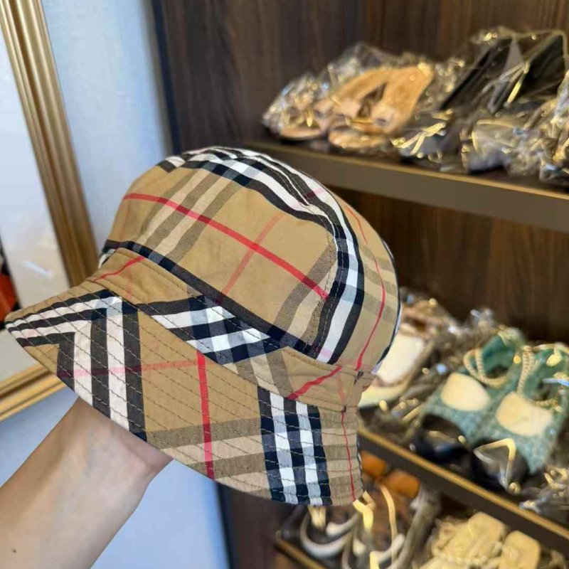 Burberry 漁夫帽 M 有清洗過 非常新-0