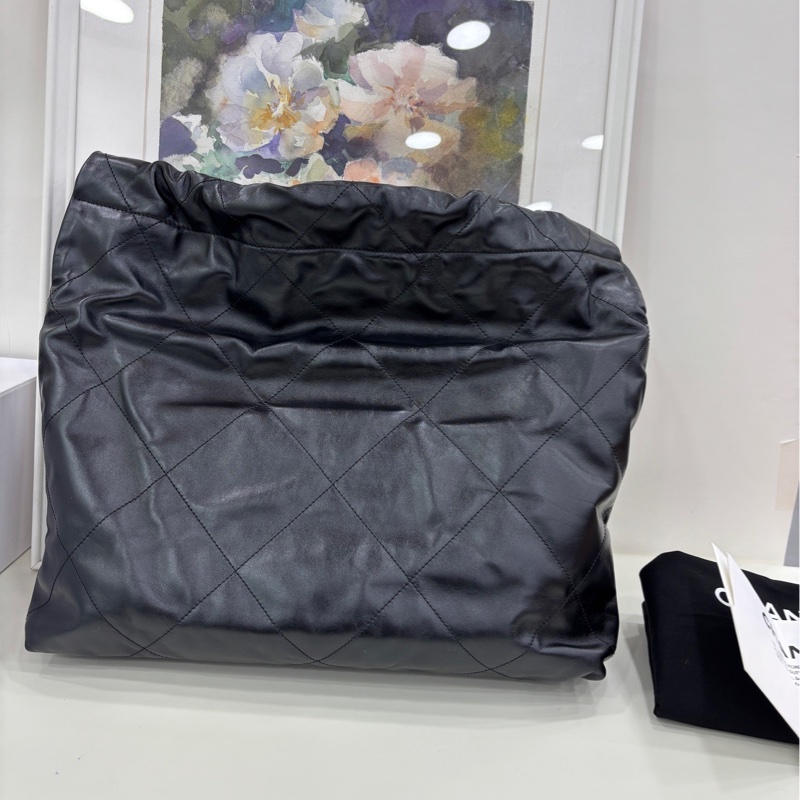 Chanel 香奈兒22bag 黑金中號23B 全套 99新 有購證-1
