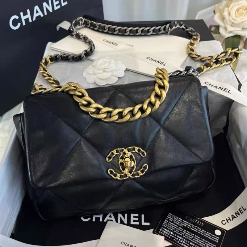 ✨CHANEL 19Bag 小號 19K 黑金羊皮鍊條包 26*16*9 99新 配件塵袋-0