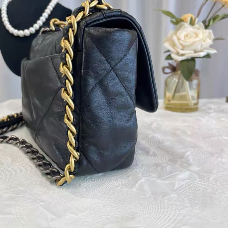 ✨CHANEL 19Bag 小號 19K 黑金羊皮鍊條包 26*16*9 99新 配件塵袋-5