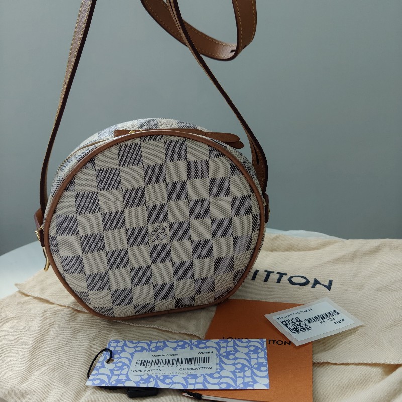 9成新  LV 小號圓餅包 pm 白色棋盤格N40333-0