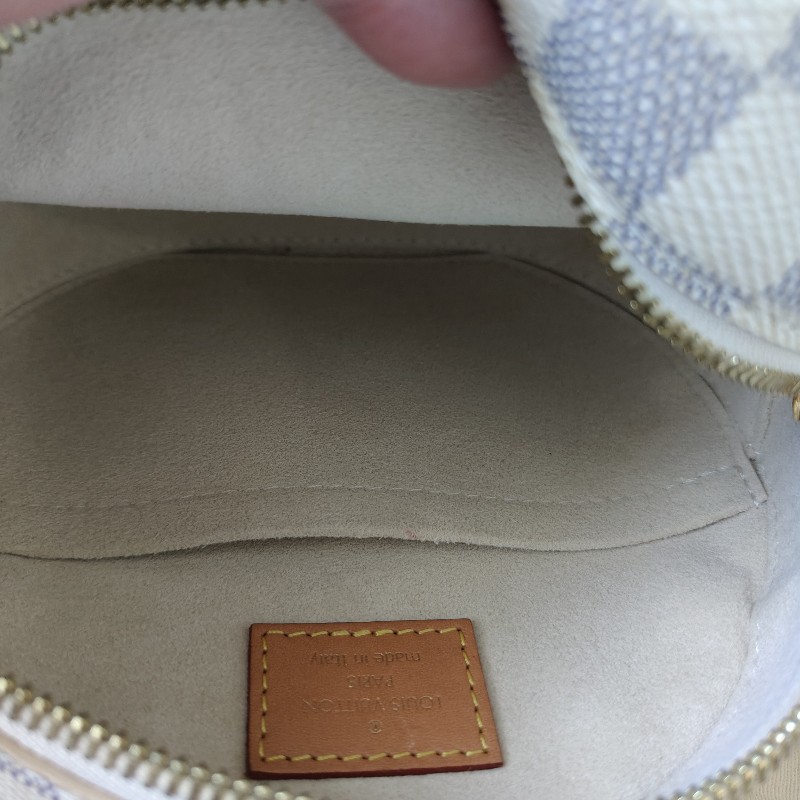 9成新  LV 小號圓餅包 pm 白色棋盤格N40333-18