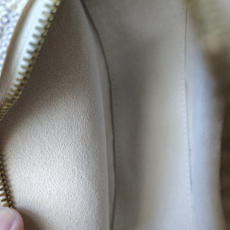 9成新  LV 小號圓餅包 pm 白色棋盤格N40333-20