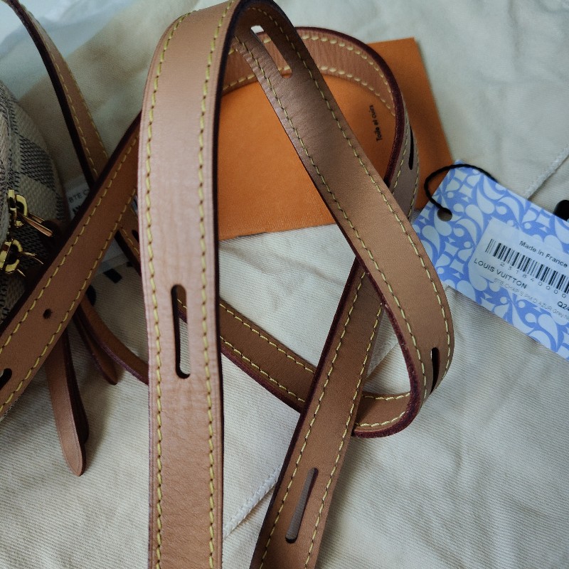 9成新  LV 小號圓餅包 pm 白色棋盤格N40333-25