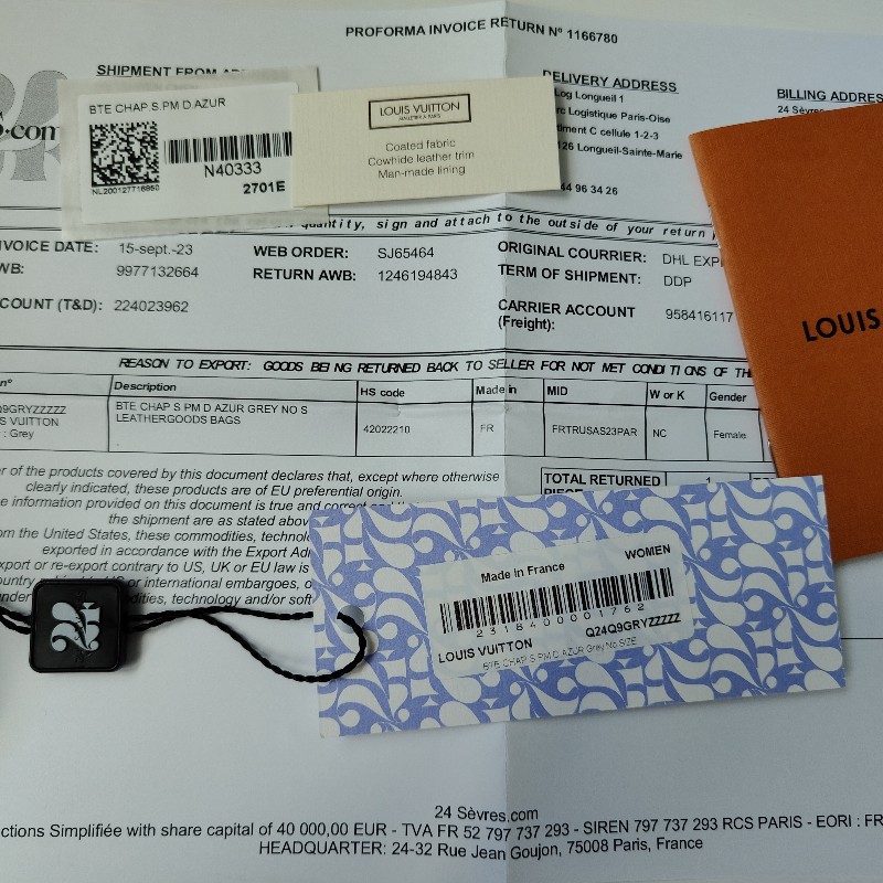 9成新  LV 小號圓餅包 pm 白色棋盤格N40333-44