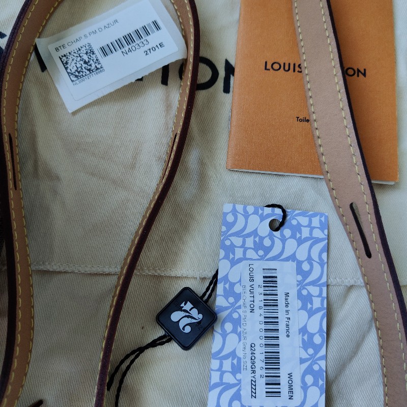 9成新  LV 小號圓餅包 pm 白色棋盤格N40333-45