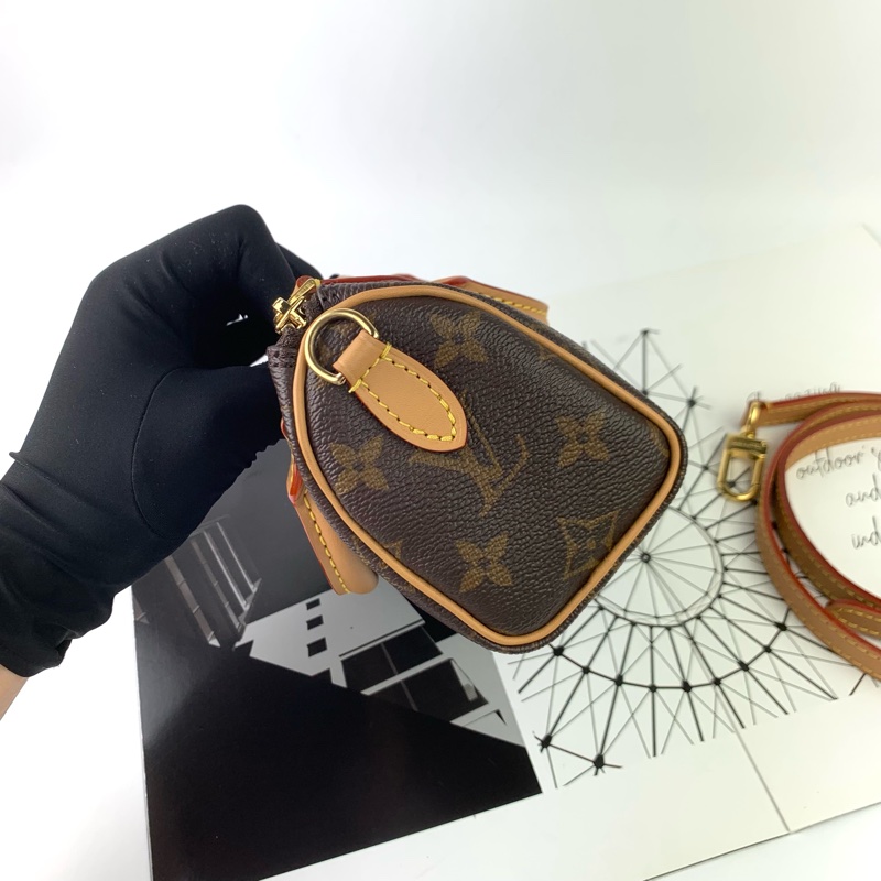 ◻️ LV nano speedy M81085-7