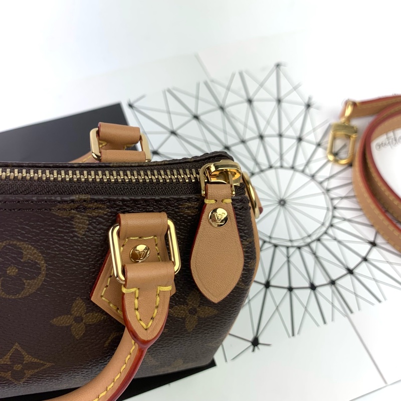 ◻️ LV nano speedy M81085-8