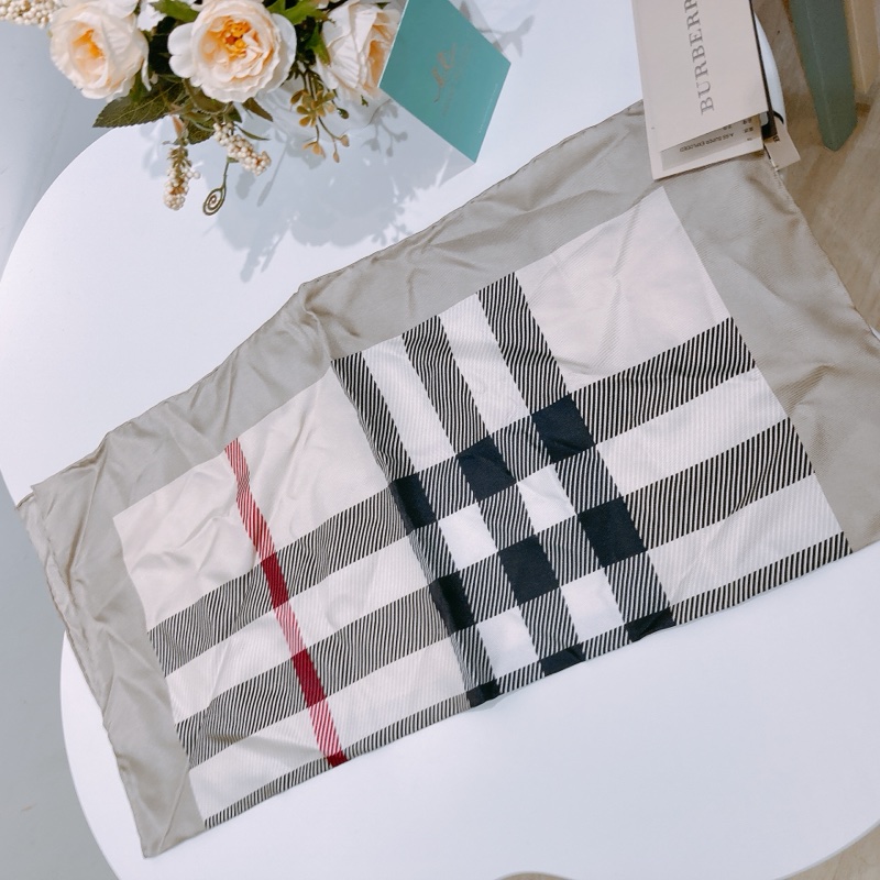 TW4422 BURBERRY 博柏利經典格仔紋全絲質小方巾SCARF TRENCH 50 X 50CM-2