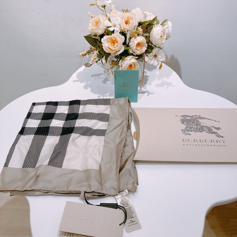 TW4422 BURBERRY 博柏利經典格仔紋全絲質小方巾SCARF TRENCH 50 X 50CM-8