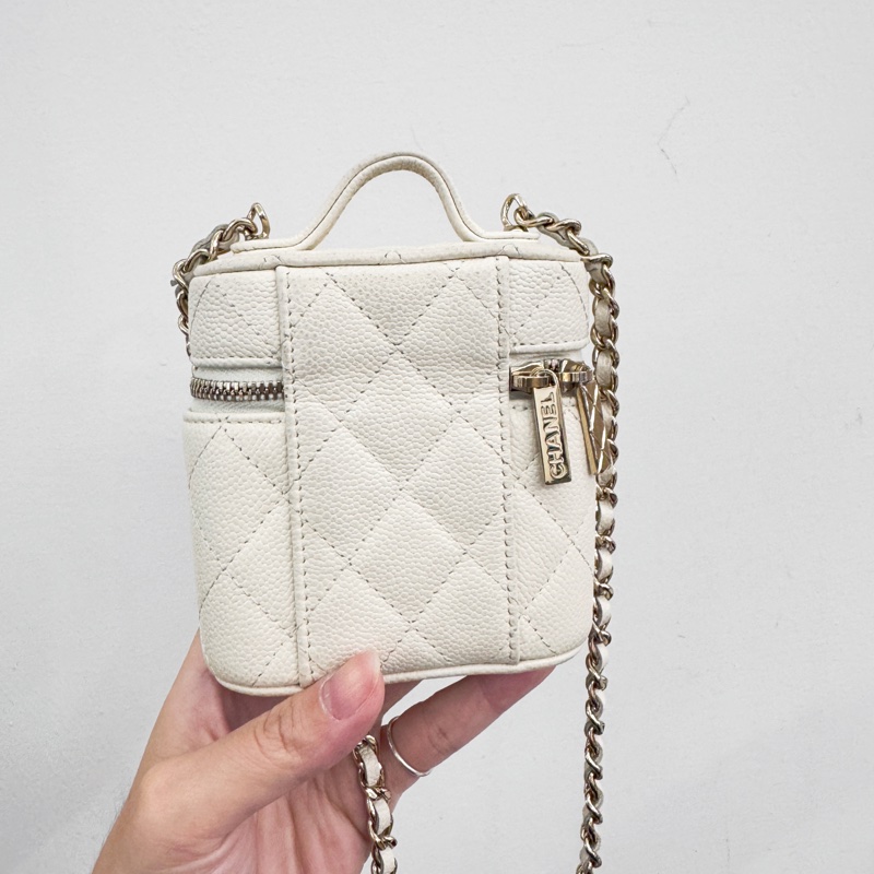 Chanel 白荔枝金釦手提斜背包-1