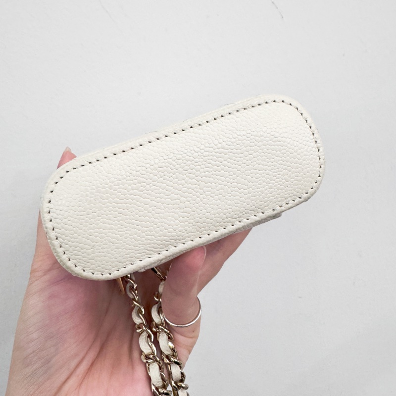 Chanel 白荔枝金釦手提斜背包-4
