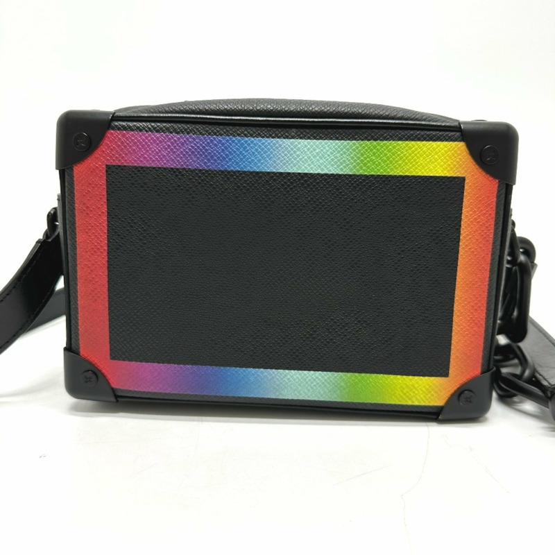 LOUIS VUITTON M30351 Taiga Mini Soft Trunk 皮革單肩包,男士,黑色-1