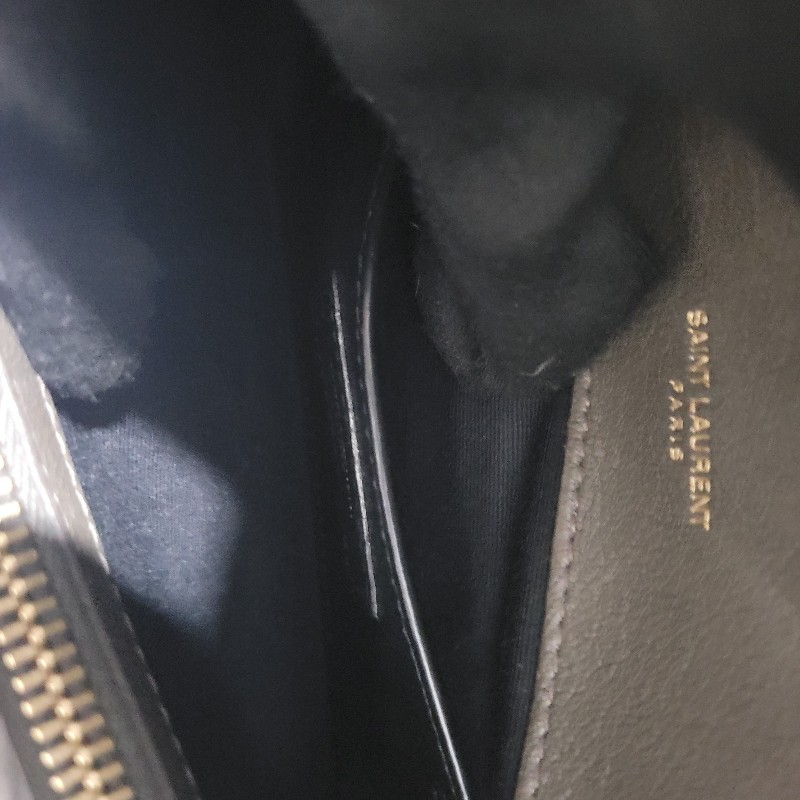 YSL經典郵差包/學院包/
象灰金扣-14