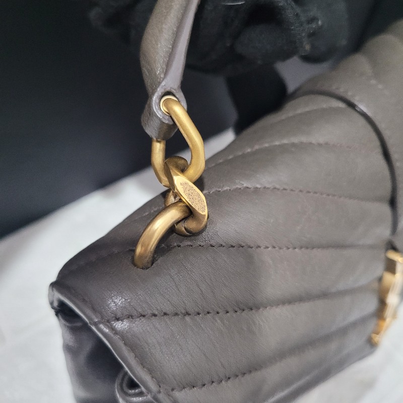 YSL經典郵差包/學院包/
象灰金扣-24