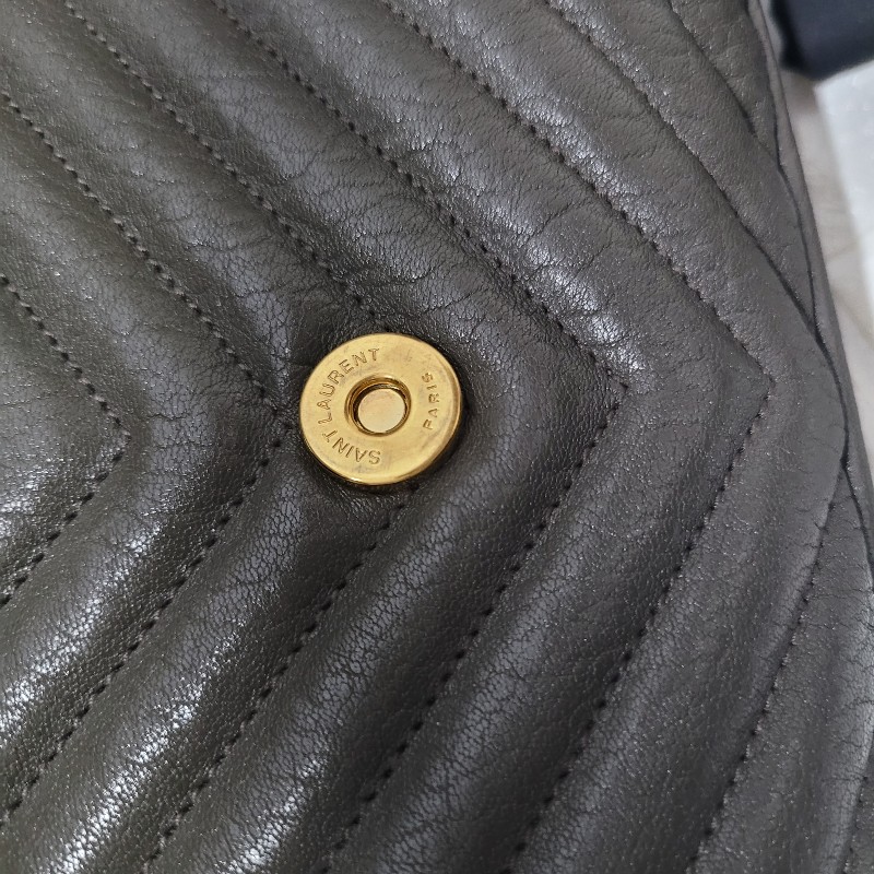 YSL經典郵差包/學院包/
象灰金扣-28