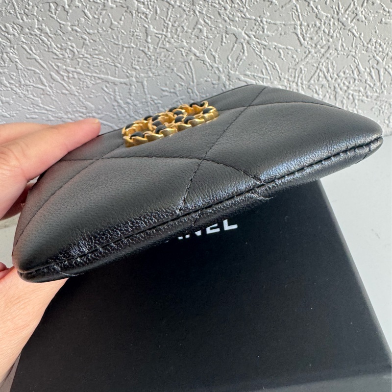 Chanel 黑色19吐司包-4
