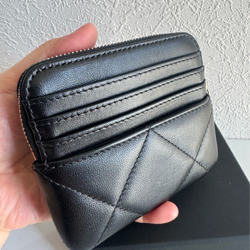 Chanel 黑色19吐司包-6