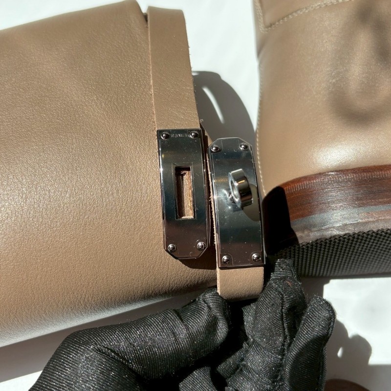 Hermes 銀釦沙土色皮革長靴-8