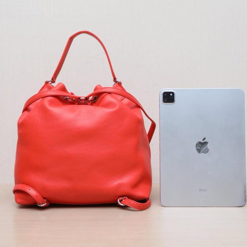 CHANEL(香奈兒)  紅色  23開 銀扣 redpack bag 雙口袋青蛙雙肩包-2