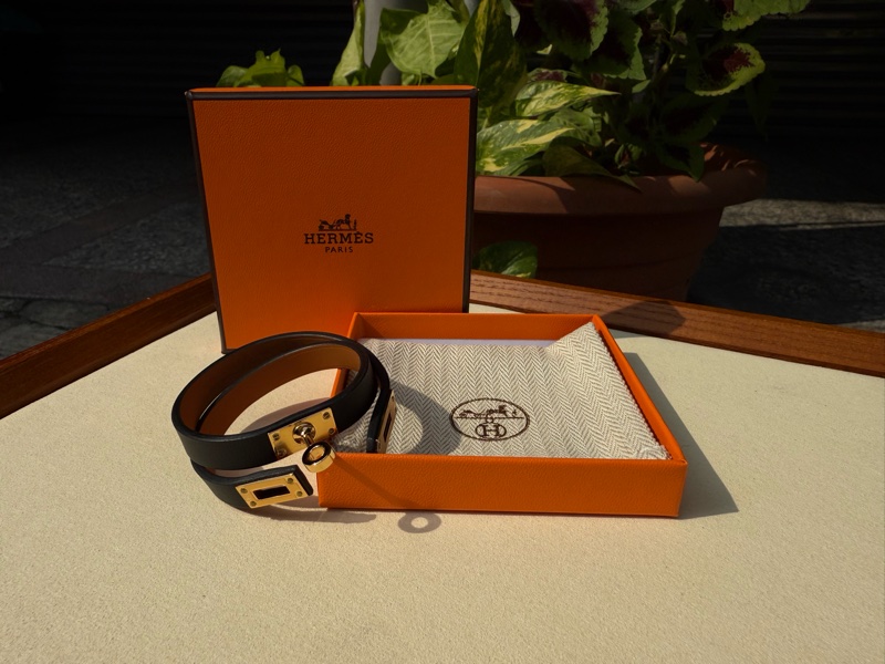 全新HERMES黑色mini Kelly Double Tour 手環金釦 雙圈手環swift T1-1