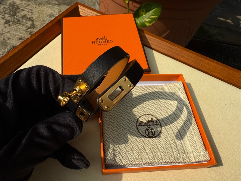 全新HERMES黑色mini Kelly Double Tour 手環金釦 雙圈手環swift T1-3