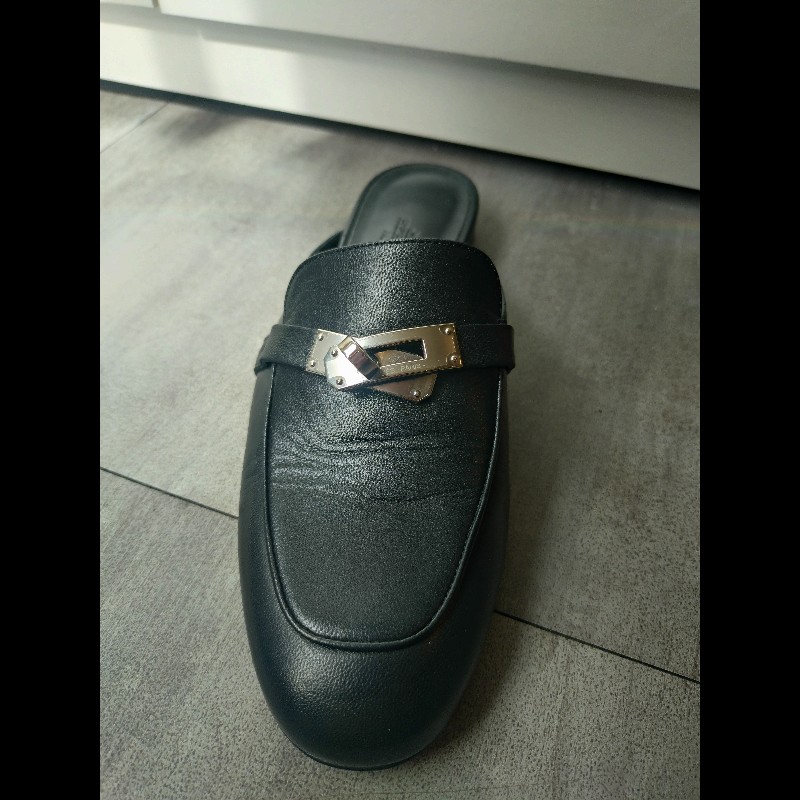 Hermes 銀釦黑皮女平底鞋-14