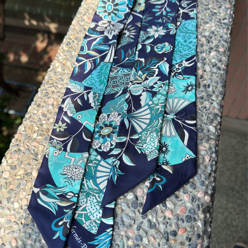 極新真品HERMES深藍花卉印花圖騰Twilly一對-5