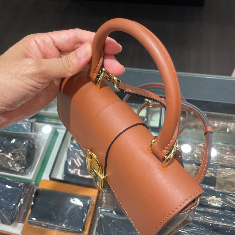 LV LOCKY BB 斜背包/側背包/手提包 M44654 9成新-24