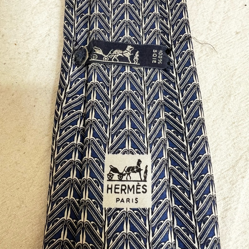 Hermès 藍色鋸齒狀領帶（中古）-1