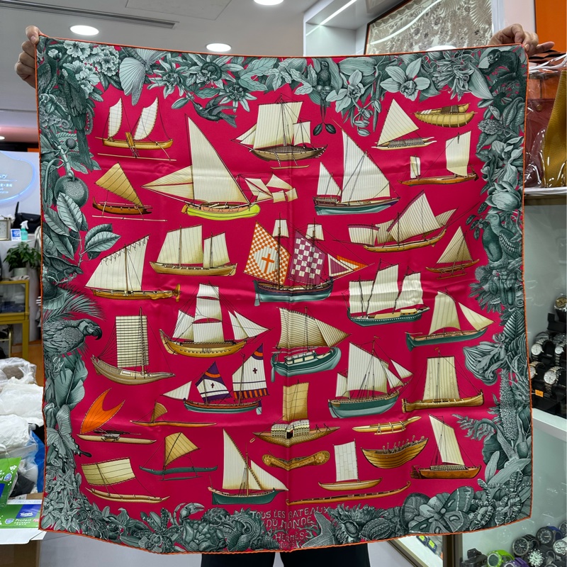 Hermes/愛馬仕 紅色帆船圖案絲巾 裱畫等級的絲巾呀 圍巾尺寸90*90 全新-0