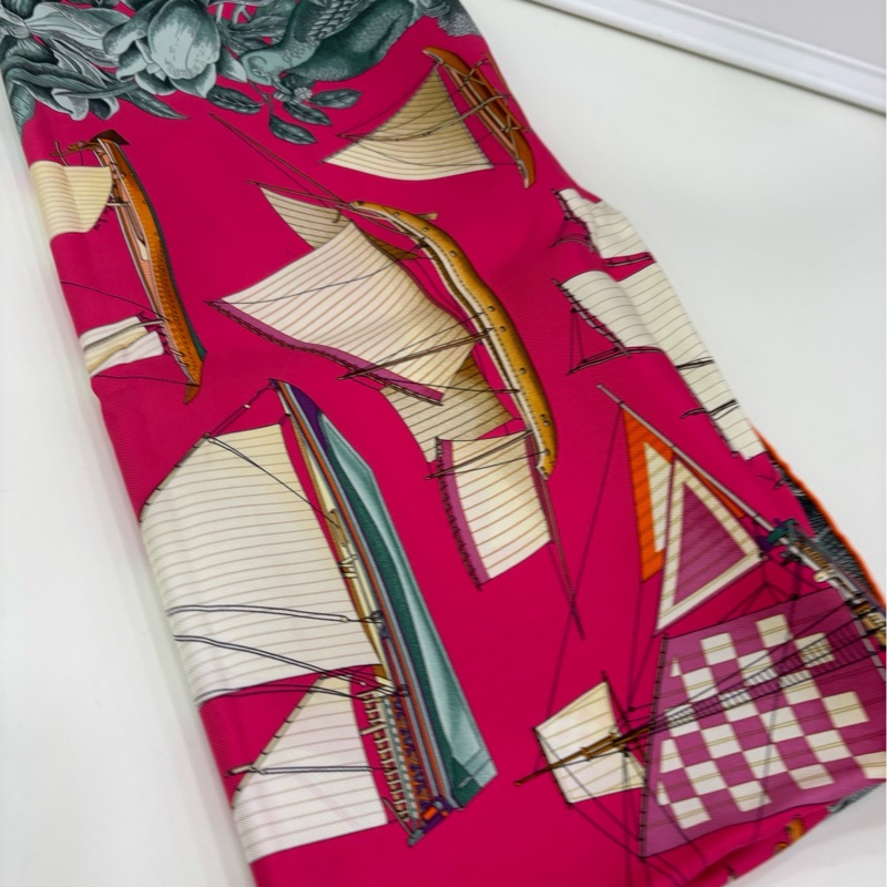 Hermes/愛馬仕 紅色帆船圖案絲巾 裱畫等級的絲巾呀 圍巾尺寸90*90 全新-2