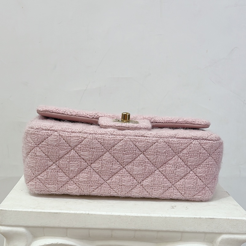 CHANEL COCO粉毛呢金釦斜背包20cm-2