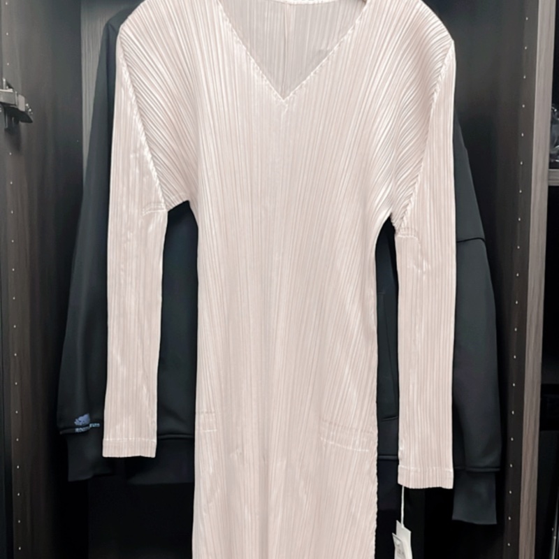 三宅一生PP系列 型號PP33JH167連衣裙V領長袖洋裝 淡粉色-0