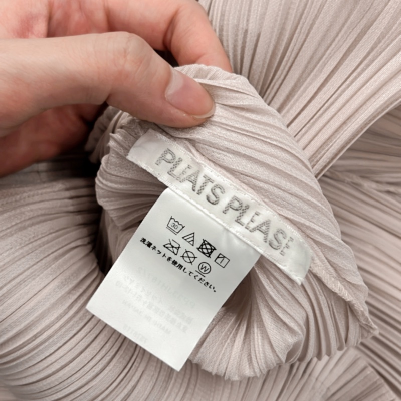 三宅一生PP系列 型號PP33JH167連衣裙V領長袖洋裝 淡粉色-11