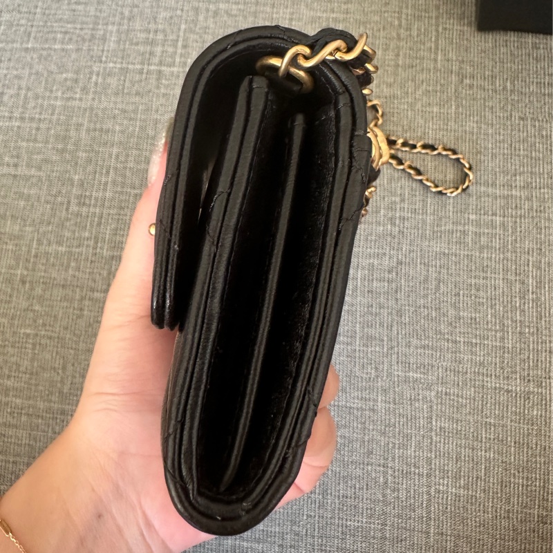 Chanel 核桃金球小廢包-7