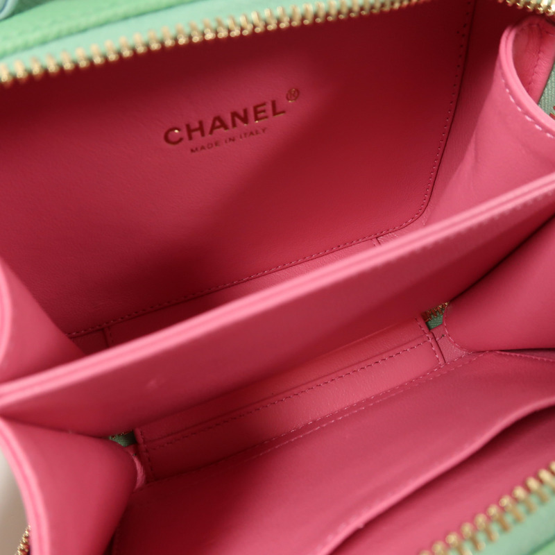 CHANEL 牛皮皮革Vanity Case金扣手挽肩背兩用袋-4