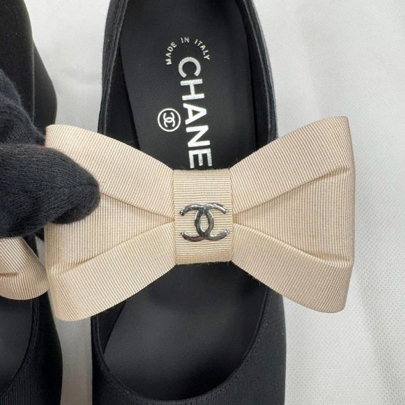 Chanel全新未穿絕美的蝴蝶結瑪莉珍跟鞋-3
