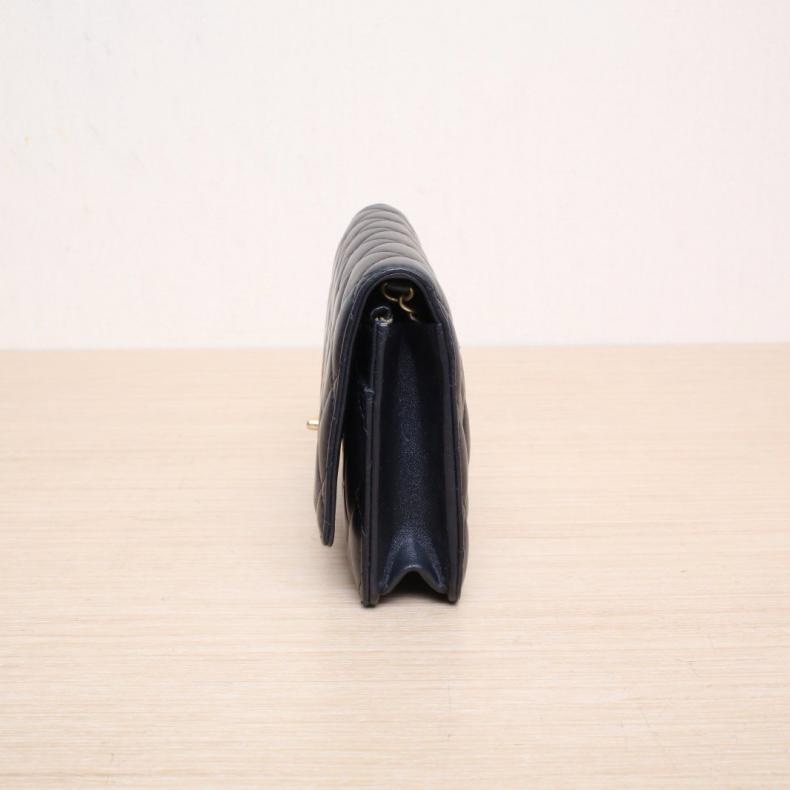 CHANEL(香奈兒) CF WOC 19cm 黑色  晶片開 金扣 金球調節扣肩帶-1