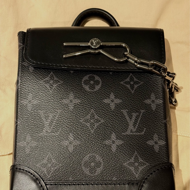 Louis Vuitton nano steamer男款小包 黑武士老花牛皮-4