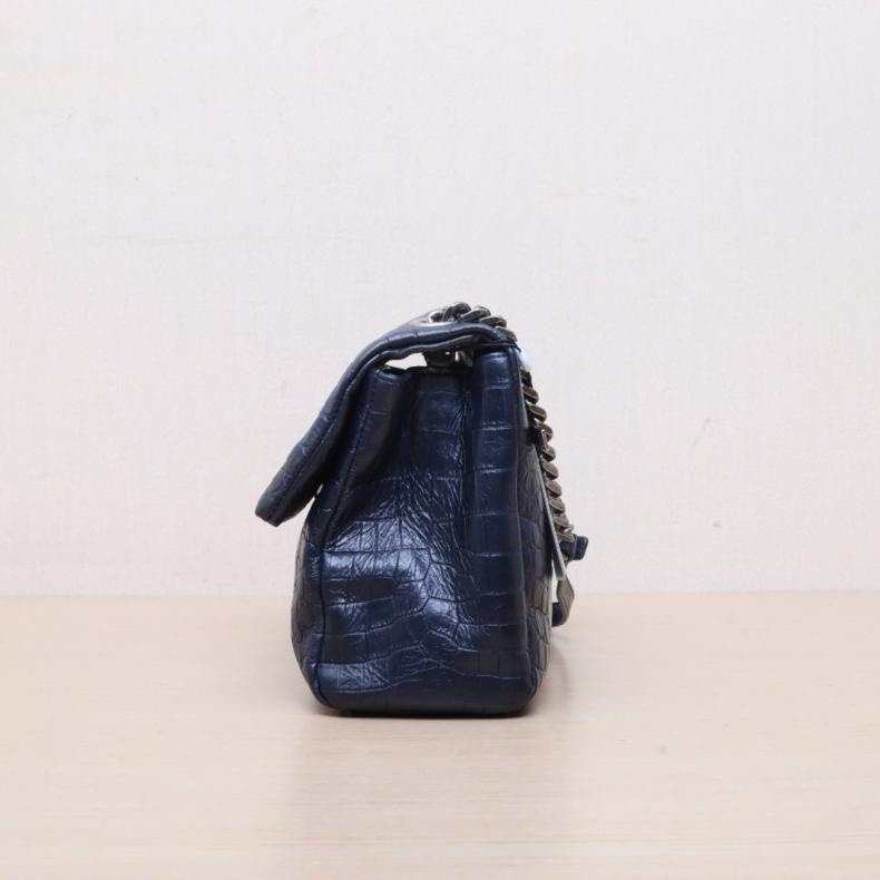 SAINT LAURENT(聖羅蘭) Hollywood West 郵差包 鱷魚壓紋 藍黑 銀扣-1