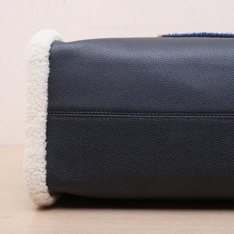 LOUIS VUITTON(路易威登) 黑色 羊羔毛 2020 Onthego 大號 手提包-3