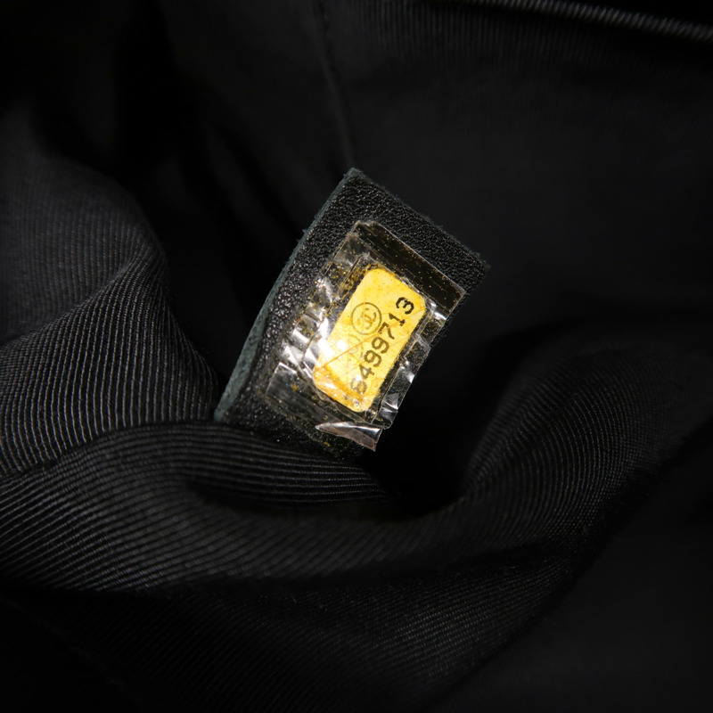 CHANEL 漆皮皮革Boy 25銀扣鏈帶肩背袋-6