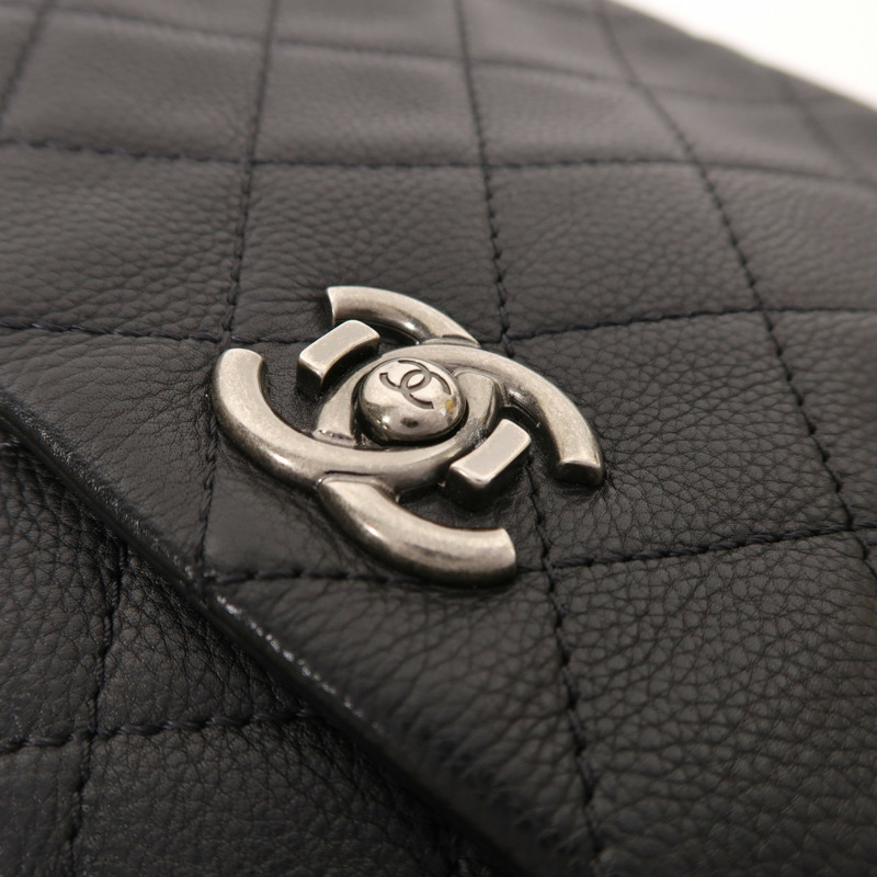 CHANEL 牛皮皮革Chain Shoulder銀扣鏈帶肩背袋-9
