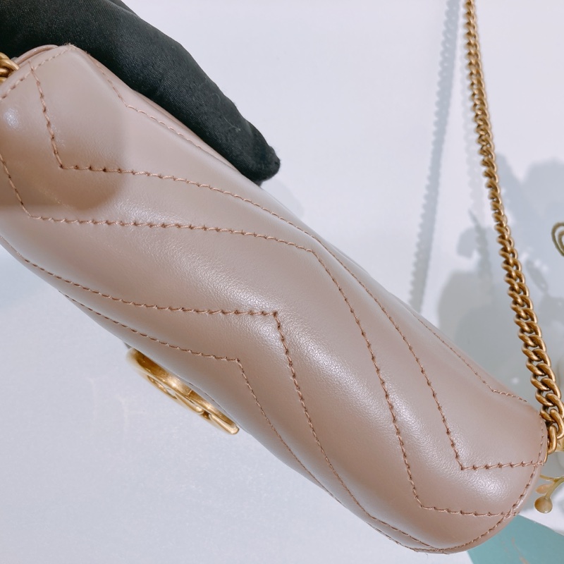 TW4423 GUCCI 古馳迷你經典GG字鍊帶包包MINI GG MARMONT CHAIN BAG CALFSKIN-18