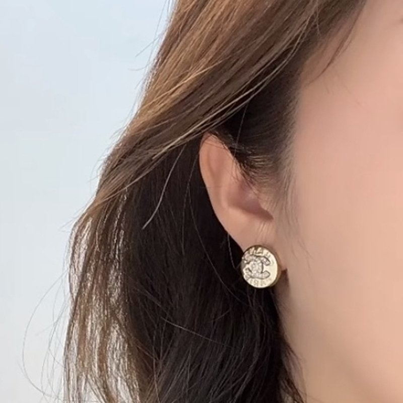 香奈兒 Chanel 25A 鑲鑽金幣耳環-2