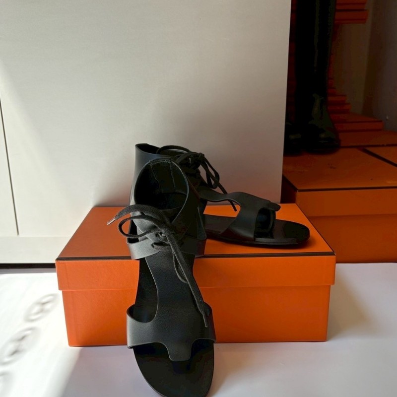 Hermes 黑皮綁帶羅馬涼鞋-2