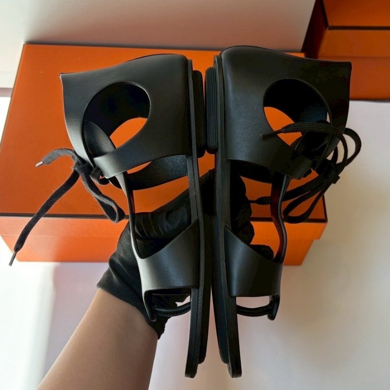 Hermes 黑皮綁帶羅馬涼鞋-4