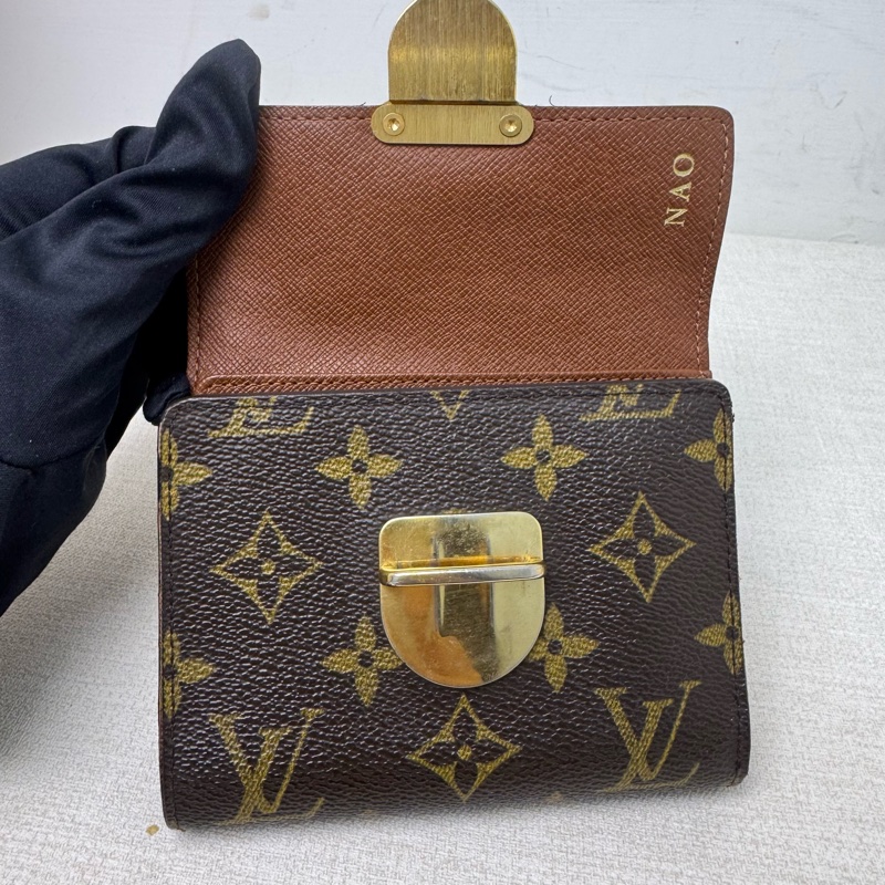 Louis Vuitton 曼哈頓金釦短夾-8