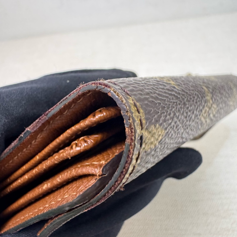 Louis Vuitton 曼哈頓金釦短夾-20